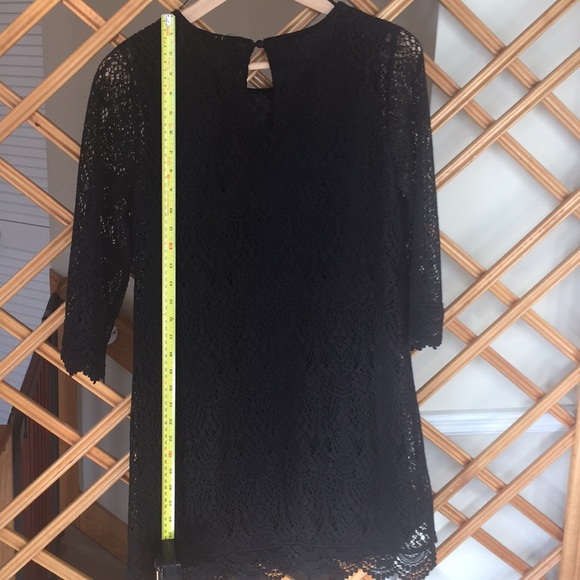 Beautiful lace little black dress - Picture 4 of 7